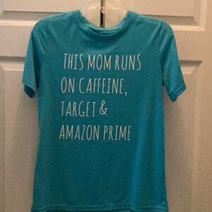 🦋NWT Just Too FUN Size Small Tee Shirt Closet Must Have 🦋